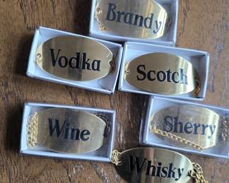 Decanter tags