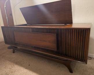 MCM STEREO AND REEL TO REEL