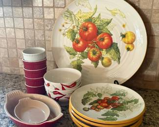 Vintage Style Tomato & Fruit Dinnerware Set Plates Bowls Ramekins Kitchen Dish Lot
