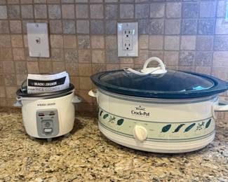 Crock-Pot Slow Cooker & Rice Cooker Kitchen Appliance Bundle Countertop Cooking Set