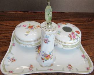 Z.S.  Co. Vanity Set