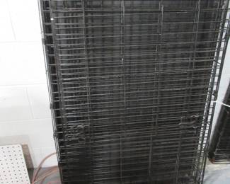 Dog Cage Med