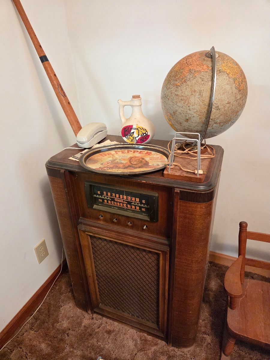 Antique Radio