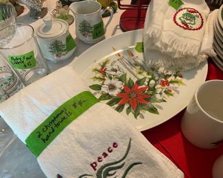Christmas platter with towels