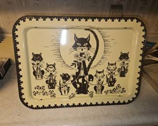 TV tray 