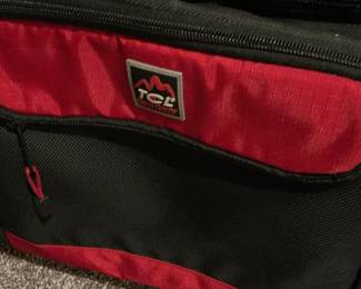 TCL Cool Carry Rolling Backpack Cooler