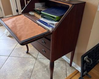 #4 - $195 - Small antique desk 1940's 30Lx17Dx38H