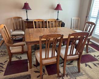 #2 - $600 - Dining table 59Lx42Wx30H - 6 chairs & 2 armchairs 