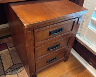 #10 - $80 - File cabinet matching 1 large drawer 1 small 18Wx22Dx24T