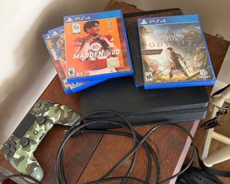 PlayStation 4 & games