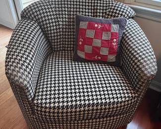 Houndstooth Swivel Barrel Accent Chair