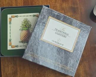 Cloverleaf Traditional Coasters  Pineapple Pattern