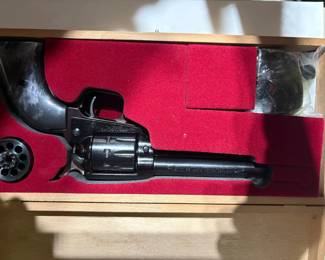 Heritage Manufacturing Rough Rider .LR Revolver