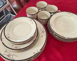 Mikasa Floradora M China Set