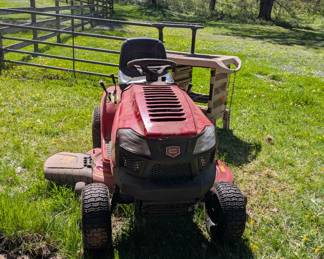 Craftsman riding lawn mower