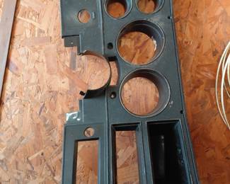 Lots of vintage auto parts for several makes/models