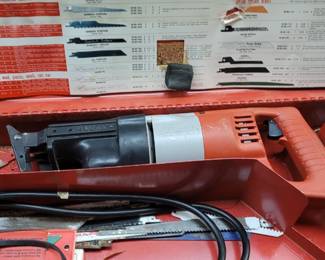 Heavy duty sawzall Milwaukee