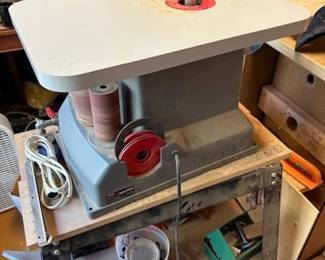 Oscillating sander