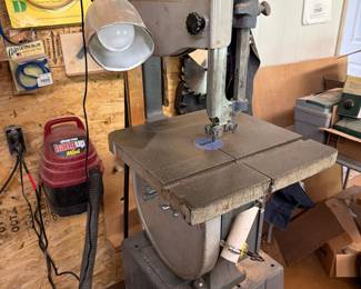 Rockwell/Delta 14-inch band saw. 