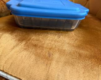 Bentgo Large Divided Glass Food Storage Container with Blue Lid