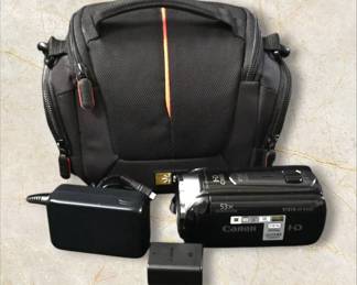 Canon VIXIA HF R400 Full HD Camcorder Bundle  53x Advanced Zoom  Case Logic Bag