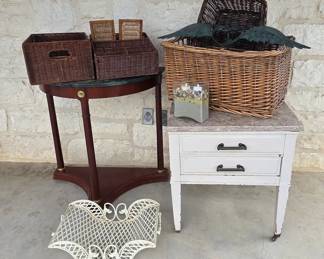 Upscale Lanai  Porch Decor