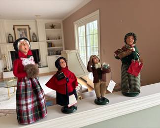 Byers’ Choice Carolers