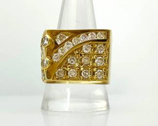 Gentleman's Square Top Diamond Ring