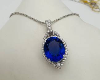 Tanzanite and Diamond Pendant Necklace