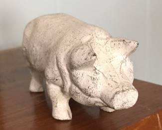 Cast iron pig