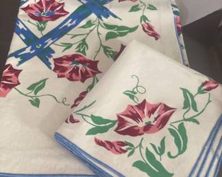 Retro tablecloth - morning glories - 4 napkins