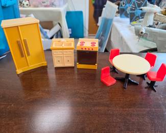 Vintage 1960's Wolverine Dollhouse Kitchen furniture