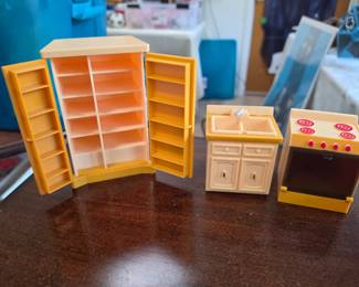 Vintage 1960's Wolverine Dollhouse Kitchen furniture
