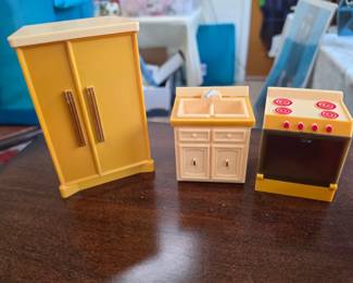Vintage 1960's Wolverine Dollhouse Kitchen furniture