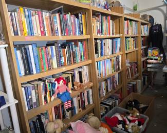 BOOKS! BOOKS! BOOKS!