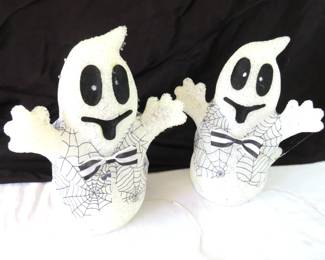 Vintage Halloween spider web popcorn melt ghosts