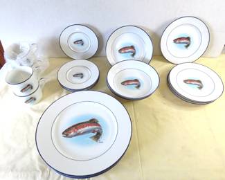 Fish plates and cups