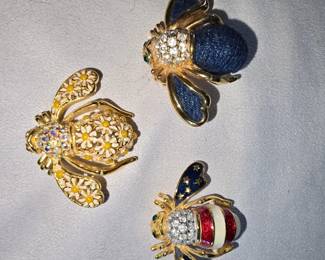 Joan Rivers Bee Brooch Trio 3 pcs