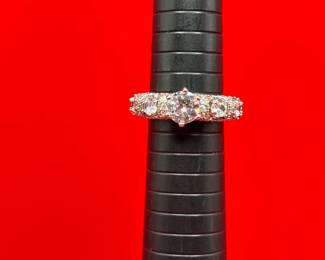 Stunning Sterling Silver Ring