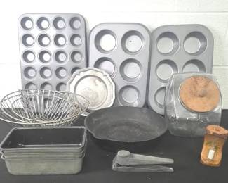 Collection Of Vintage Kitchen Items