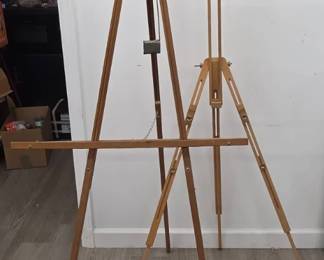 2 Portable Wood Easels