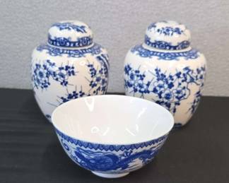 Vintage Chatham Maruta  Chinese Style Dragon Bowl