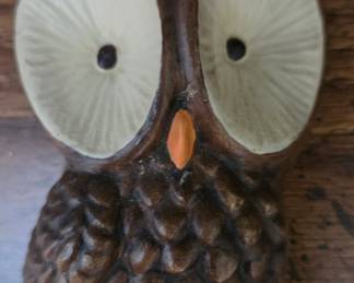 Miniature chalk owl