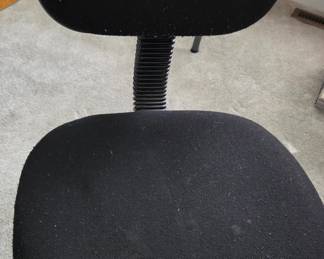 Rolling office chair
