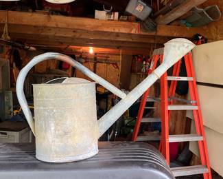 Old sprinkling can