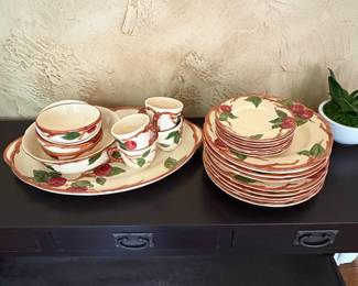 Franciscan Earthenware Apple Blossom Pattern Dinnerware Set