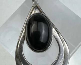 925 Silver Taxco Black Onyx Cabochon Teardrop Pend