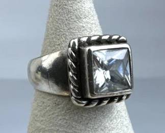 925 Silver Vintage Silpada Elizabeth Zirconia Ring