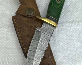Damascus Steel Fixed Blade Knife w/ Sheath