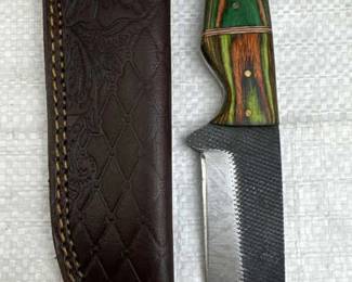 Damascus Steel Fixed Blade Knife w/ Sheath